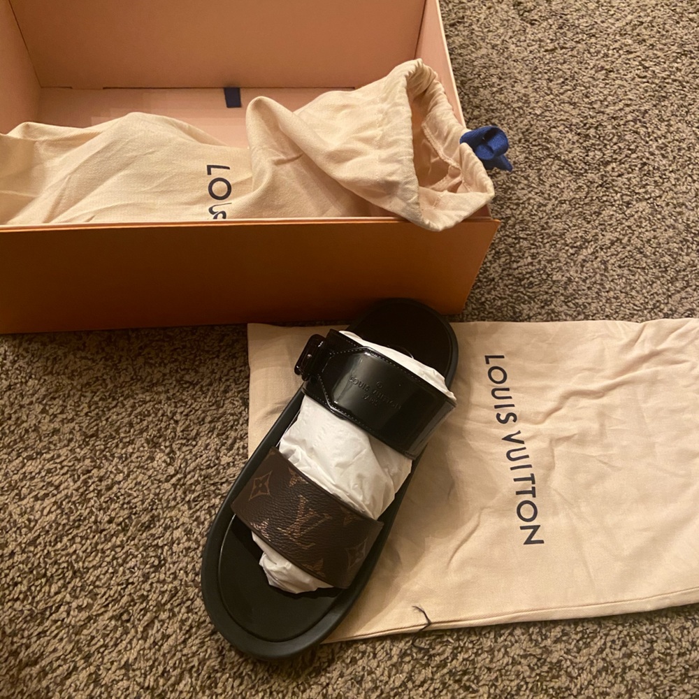 Louis Vuitton Slides Sandals (Authentic)